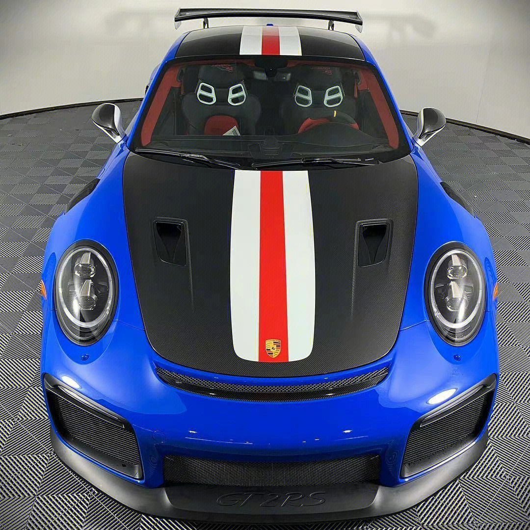 包含保时捷911gt2rs蛙王售价的词条