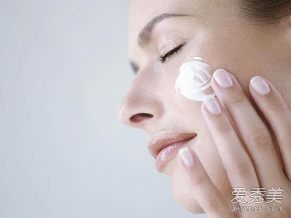 {六合彩}(日常护肤的方法)