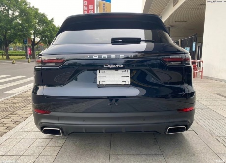 {賭馬}(保时捷小卡宴2020款落地多少钱)