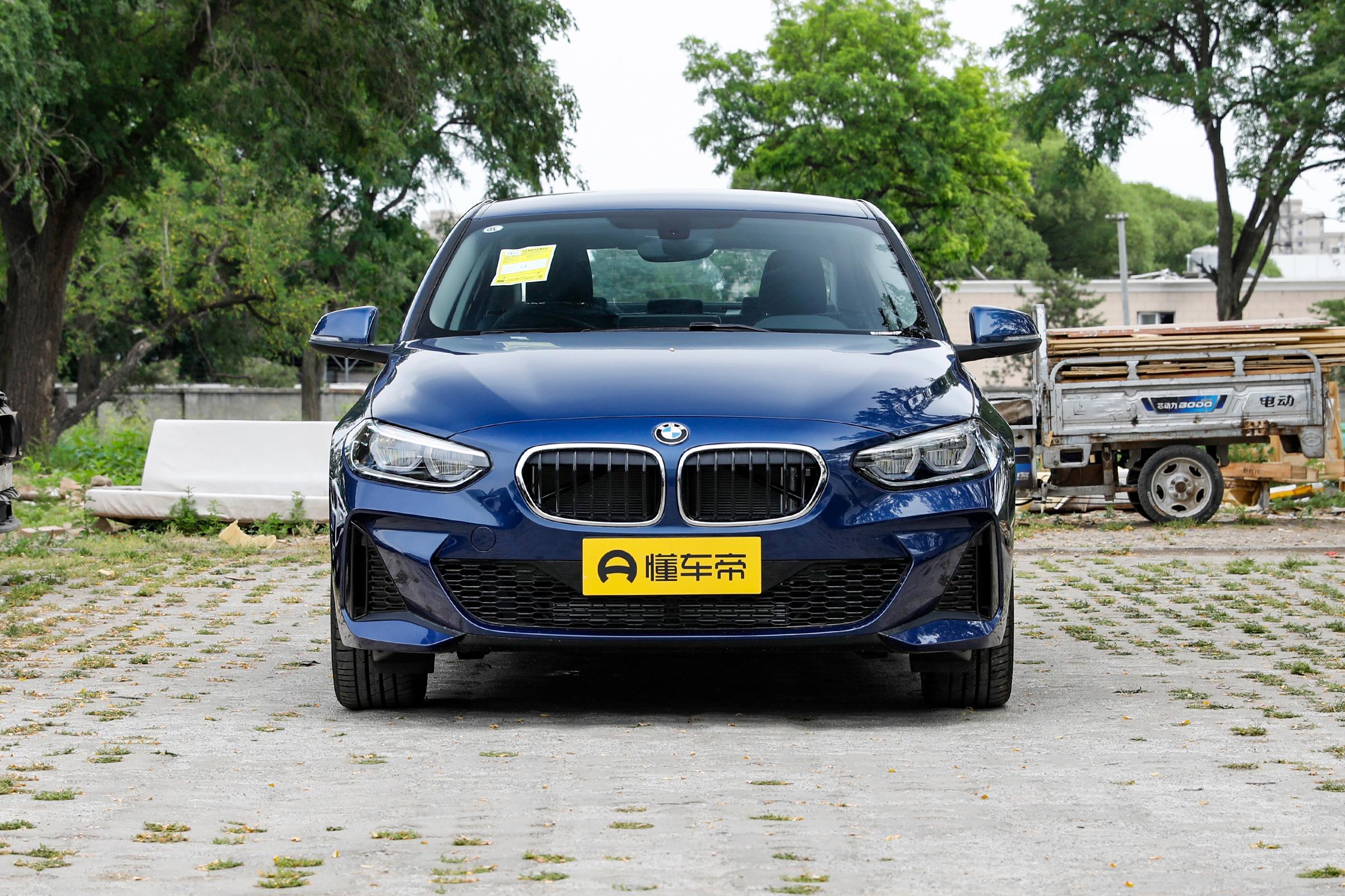 {賭馬}(女人最适合开哪款奔驰)