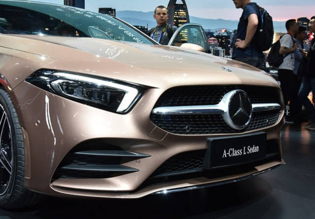 包含奔驰20万左右有哪几款女士款的词条